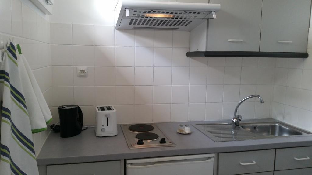 Studios Near Basel Airport Saint-Louis  Ruang foto
