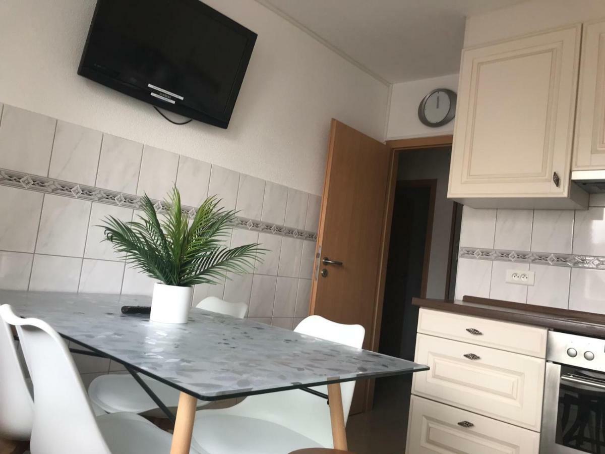 Studios Near Basel Airport Saint-Louis  Bagian luar foto